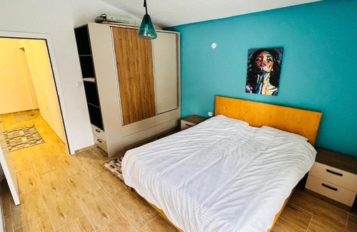 Matiçan Apartment | Stylish Apartment B: Guest Rated 9/10 & Pet Friendly
