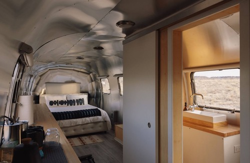 Fremont County Apartment | Unique Prismatic Airstream with Spa and Hot Tub Amenities