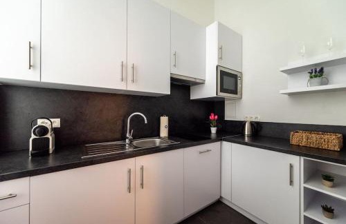 Weißgerber Apartment | HM Pristine 1BR: Ideal Family Getaway in the City