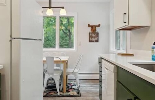 Land O Lakes House | Secluded Black Oak Lake Hideaway with Unique Amenities