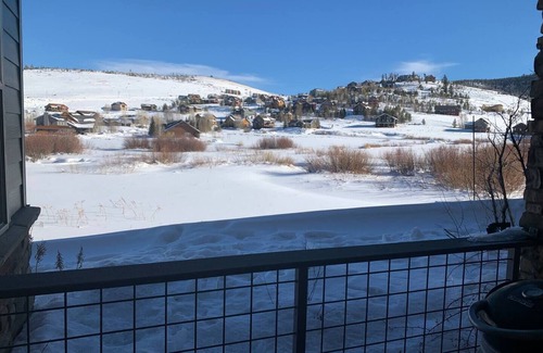 Silvercreek Condo | Inviting Mountain Condo Retreat with Spa and Hot Tub