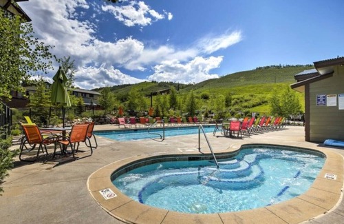 Silvercreek Condo | Inviting Mountain Condo Retreat with Spa and Hot Tub
