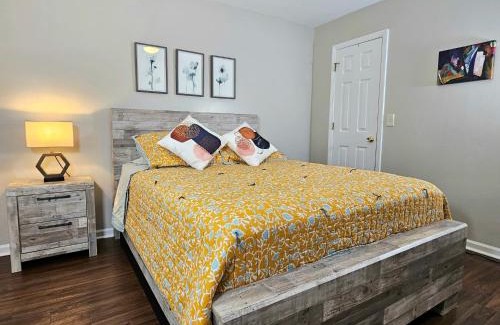 Tallahassee House | Cozy Townhouse in Tally: Ideal for Families & Close to Attractions