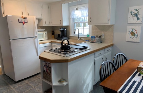Moody House | Family Beach Retreat with Ocean Views & Top Amenities