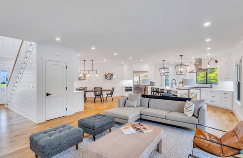 Mattituck House | Newly Built Retreat in the Heart of North Fork