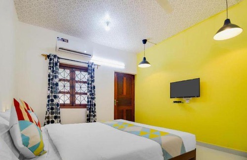 Nagoa House | Budget-Friendly Pritee Guest House: Pet and Child Friendly