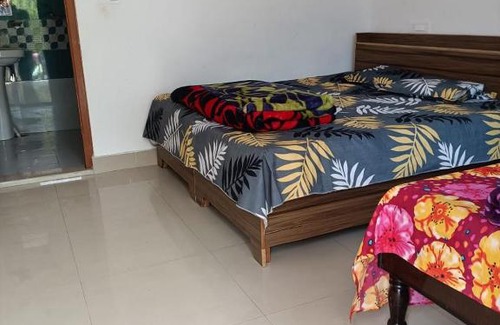 Gaurikund Hotel | Explore Prithvi Yatra Hotel Kedarnath with Breakfast Included