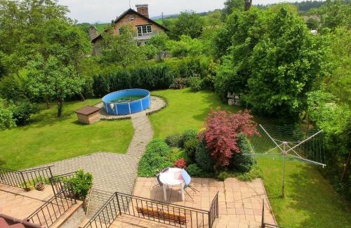 Dobsin House | Cozy Privát Folprechtovi: Family-Friendly & Pet Welcoming