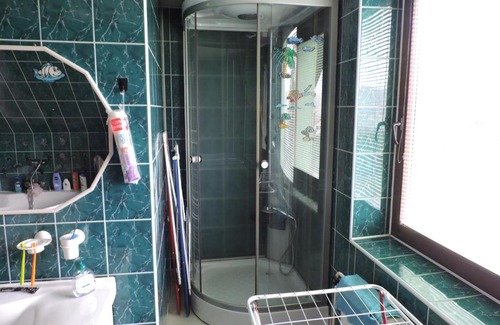 Cadca Villa | Explore privát Majka: Top-Rated with Hot Tub & Kitchen