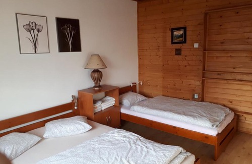 Vrchlabi Apartment | Family-Friendly Comfort at Privát - Melanie with Kitchen Access