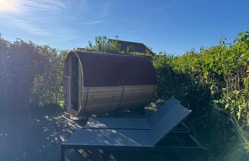 Breskens House | Privé wellness Zen aan zee met jacuzzi barrelsauna en infraroodsauna