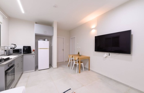 Shadmot Dvora Condo | Relaxing Getaway with Tavor Mountain Views Near Galilee