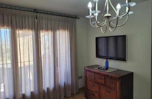 Angustias - Chana - Encina House | Exceptional Stay at Privada Confort Granada with Breakfast
