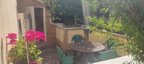 Trencin Apartment | Discover Privat 2 na Sihoti: Kid-Friendly Retreat with Pool
