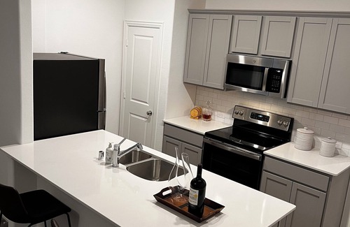 Little Elm House | Private 1-bedroom Guest House