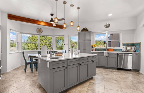 La Tierra House | Discover Desert Living with Hot Tub & Mountain Views