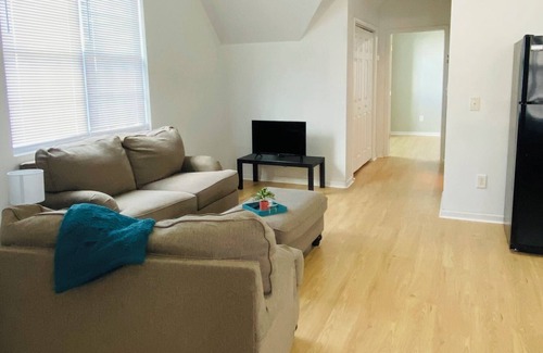 Monroe Apartment | Private 1BR/1BA Open Concept Apartment, professional travelers