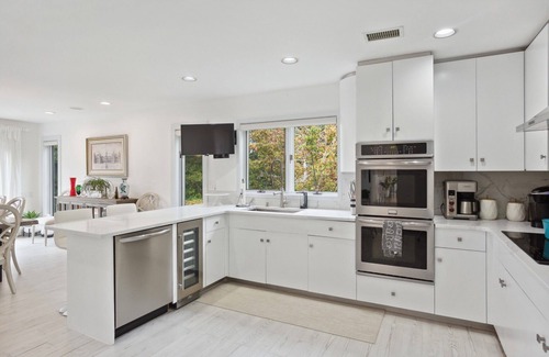 North Sea House | Recently Renovated Private Home with Pool & Tennis Court