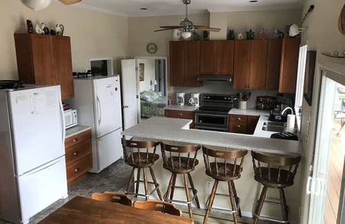 Cambridge House | Family-Friendly Waterfront Retreat with Pool & Spa Amenities