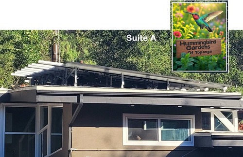 Topanga House | Private 2nd Floor of our Charming Guesthouse in the Heart of Topanga