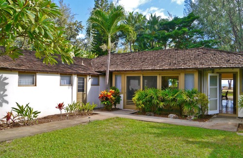Waimea House | Oceanfront 3-Bedroom Home with Pool & Stunning Views