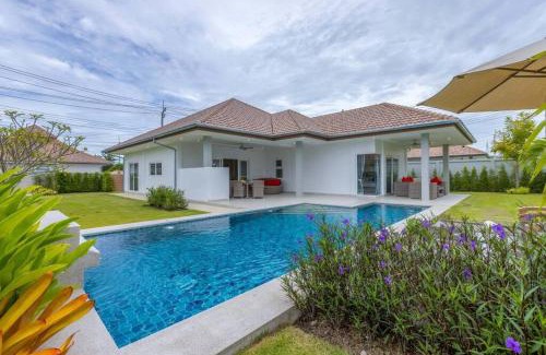 Hua Hin House | Private 3 Bedroom Pool Villa with Family-Friendly Amenities