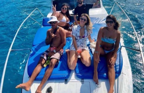 Fernando de Noronha Boat Rental | Private Speedboat Experience in Noronha - Spa & Family Friendly