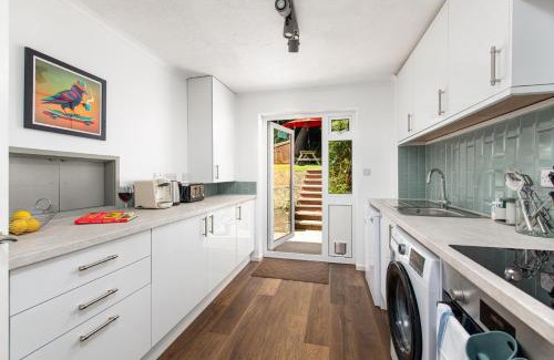 Severn Beach House | Cozy 2-Bedroom Retreat with Child-Friendly Amenities