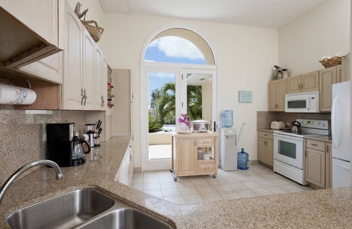 Double Bay House | Premier 5-Bedroom Beachfront Estate with Heated Pool