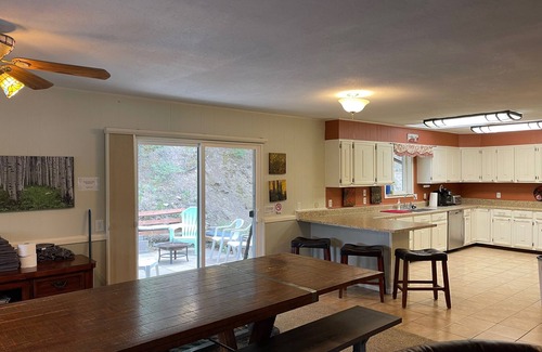 Idaho Springs Cabin | Idyllic 5 Bedroom Cabin with Fireplace & Treehouse Retreat
