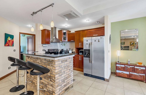 Playa Langosta Condo | Private 5th Floor Condo in Playa Langosta