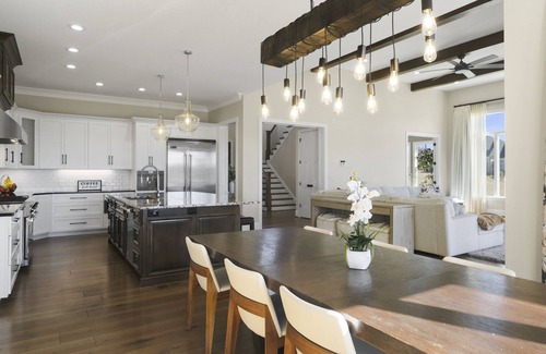 Buechel House | Private 6-Acre Retreat in Serene East Louisville
