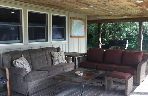 Hunter House | Spacious 6-Bedroom Retreat Near Hunter & Windham Mountains