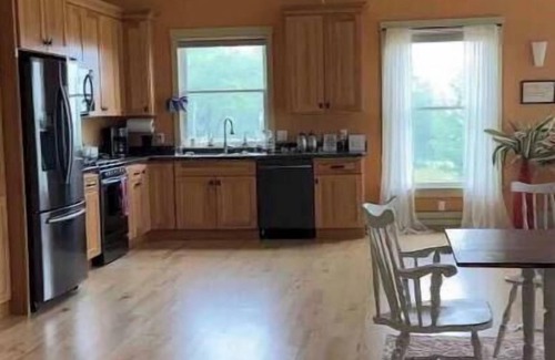 Guilford House | Private Retreat Minutes from Dream Park and All Star Village