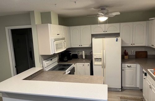 Brandon House | Cozy Retreat for 4 with Breakfast and Family-Friendly Vibes
