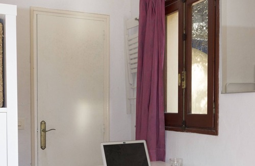 Es Canar Apartment | Private AC Acc. White: AC, Garden, Chill Out, Hammock, Beach, Hippy market