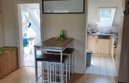 Leverkusen Apartment | Cozy 2-BR Dachgeschoßwohnung for Up to 3 Guests