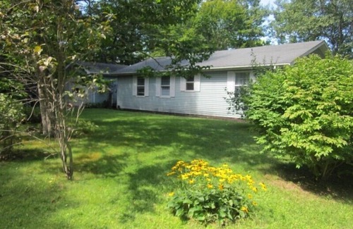 Augusta House | Tranquil Waterfront Retreat with Pool & Lake View Awaits