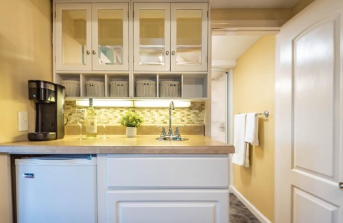 Paoli Cottage | Cozy Cottage with Hilltop Views, Pool & Hot Tub Amenities