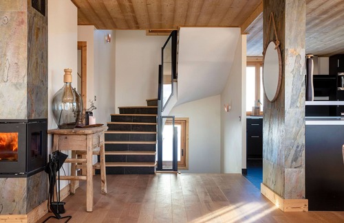 Jeux Ski Chalet | Modern Chalet Retreat in the Heart of Alpe d'Huez