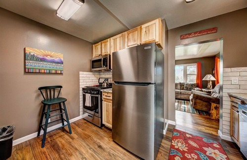 Estes Park House | Romantic Retreat: Private & Pet-Friendly Getaway Awaits