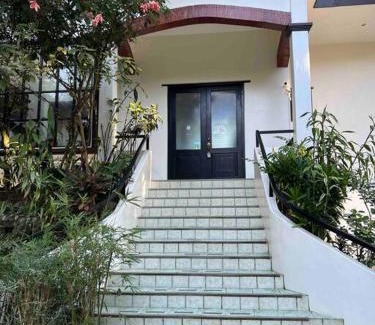 Canlubang House | Cozy Vacation Home in Farmville, Tagaytay - Pet Friendly Escape
