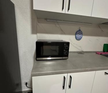 Tbilisi Apartment | Cozy Private Apartment - Rated 10/10, Family-Friendly Amenities