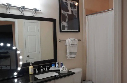 Willow Meadows/Willowbend Area Apartment | Cozy Apartment Retreat in the Heart of Houston, Texas