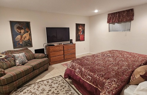 Liberty Apartment | Relaxing Private Apartment with Pool in the Catskills