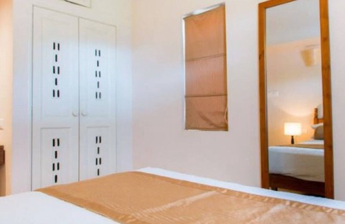 Benaulim House | Guest Rated: 10/10 - Private Apartment in Royal Palms