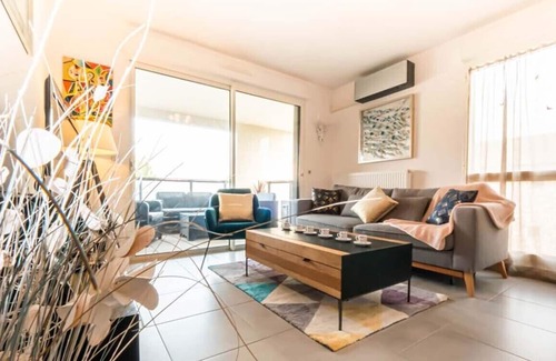 Castelnau-le-Lez Apartment | Private apartment - Terrace - Near Montpellier