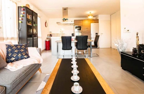 Castelnau-le-Lez Apartment | Private apartment - Terrace - Near Montpellier
