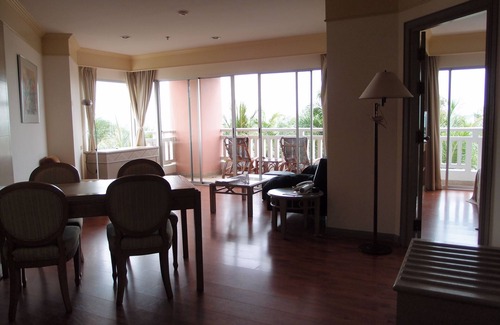 Cha-am Apartment | Inviting Apartment with Hotel Service Near Golf & Wellness
