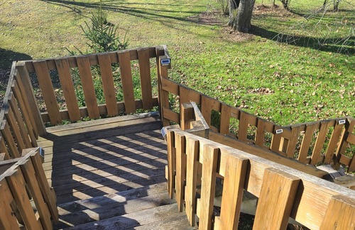 Reedsville Apartment | Convenient Stay Near Sabraton with Pet-Friendly Amenities